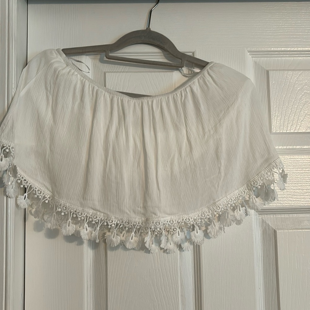 NWT Lulus off the shoulder crop top